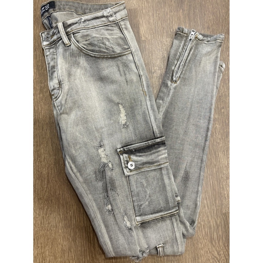 Size Brand Man's Denim Cargo Jeans Size 31-32 Light Black Wash